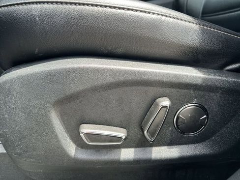 Used 2019 Ford Edge SEL w/ Equipment Group 201A FWD image 22