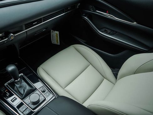 Certified 2025 MAZDA CX-30 AWD 2.5 S w/ Preferred Package image 25