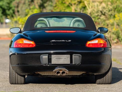 Used 2001 Porsche Boxster S image 28
