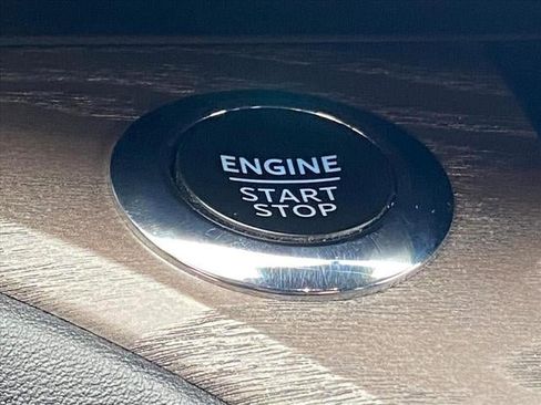 Used 2023 Ford Explorer Platinum w/ Technology Package image 22