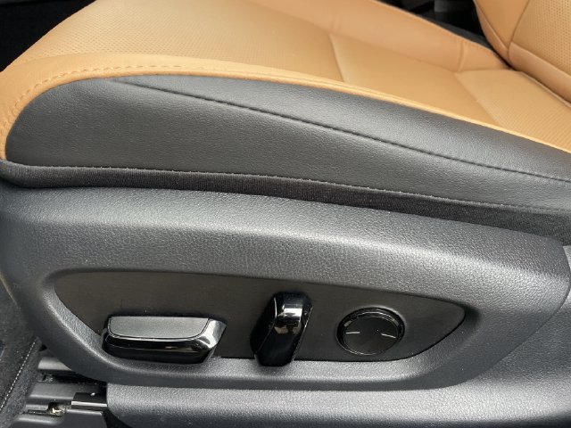 Used 2025 Lexus ES 350 w/ Premium Package FWD image 25