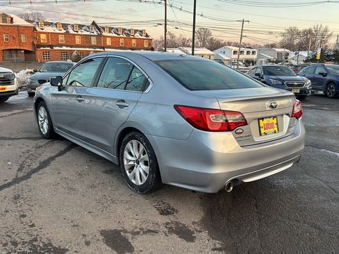 Used 2015 Subaru Legacy 2.5i Premium image 8
