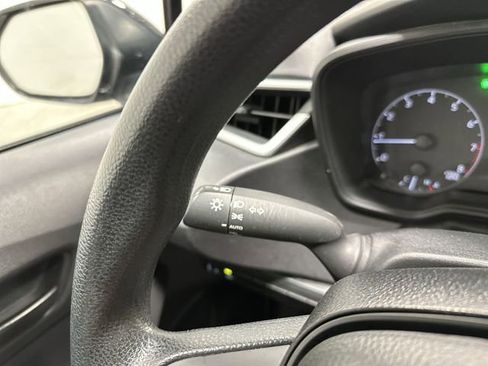 Used 2024 Toyota Corolla LE FWD image 18