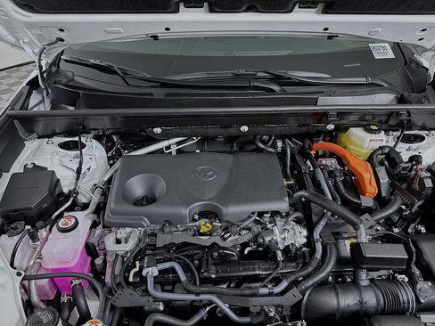 New 2025 Toyota RAV4 LE AWD/4WD image 9
