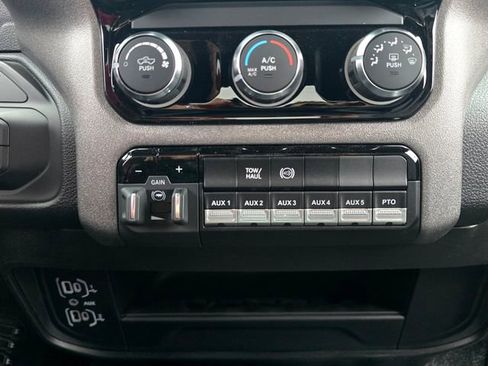 New 2026 RAM 5500 Tradesman w/ Chrome Appearance Group AWD/4WD image 21