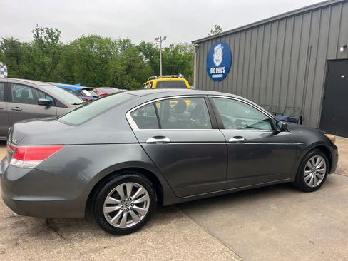 Used 2012 Honda Accord EX image 3