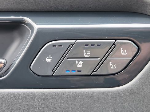 New 2026 Kia EV9 Land w/ Nightfall Edition Package AWD/4WD image 19