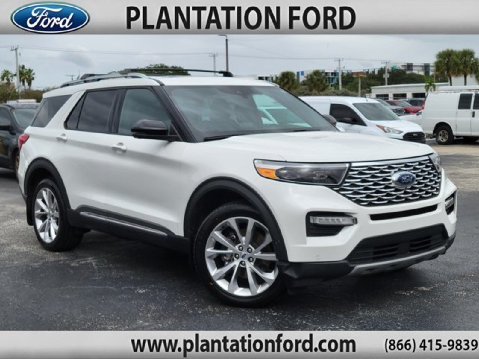 Used 2023 Ford Explorer Platinum w/ Technology Package AWD/4WD image 1