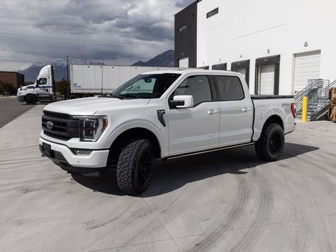 Used 2023 Ford F150 Lariat w/ Equipment Group 502A High AWD/4WD image 4