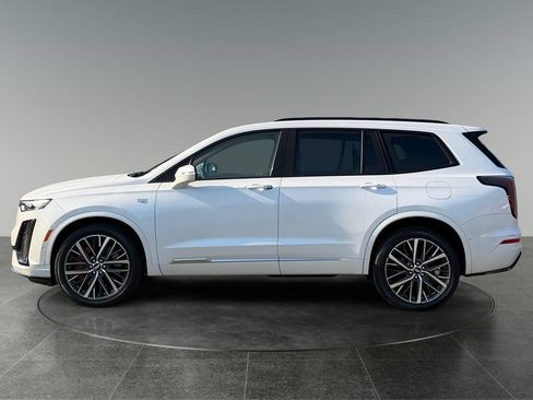 Used 2022 Cadillac XT6 Sport w/ Platinum Package AWD/4WD image 5