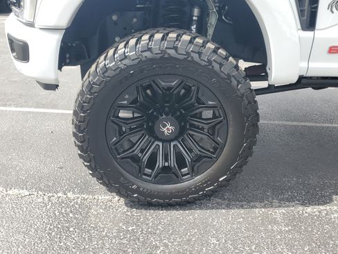 Used 2025 Ford F250 Lariat w/ Lariat Ultimate Package image 5