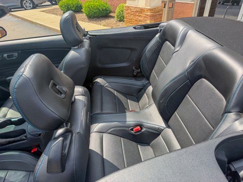 Used 2018 Ford Mustang Premium w/ Equipment Group 201A RWD image 6
