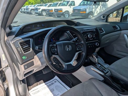 Used 2013 Honda Civic LX image 10