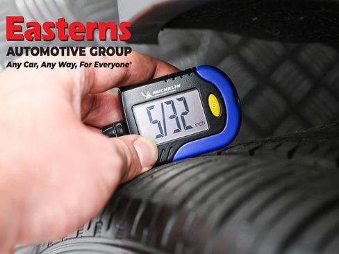 Used 2024 Buick Encore GX Preferred FWD image 24