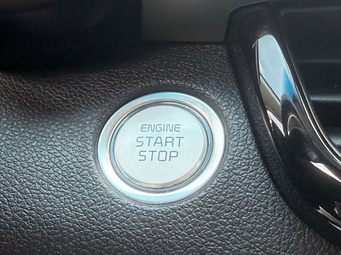 Used 2019 Kia Optima S FWD image 22