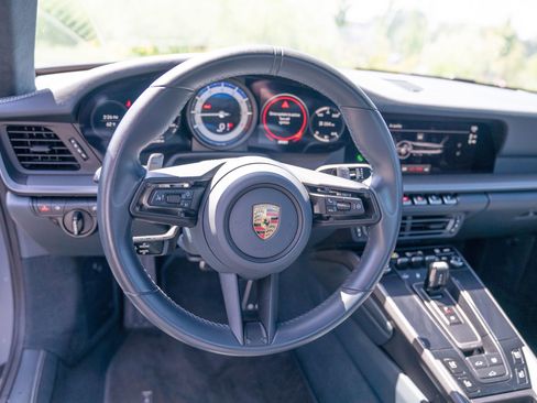 Used 2024 Porsche 911 Carrera RWD image 14