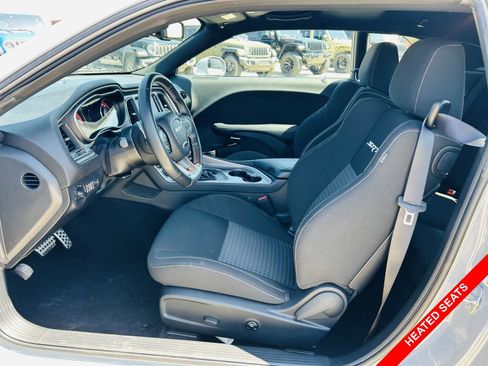 Used 2021 Dodge Challenger SRT Hellcat RWD image 3