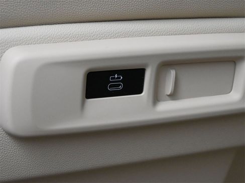 Used 2021 BMW X5 sDrive40i w/ Premium Package image 21