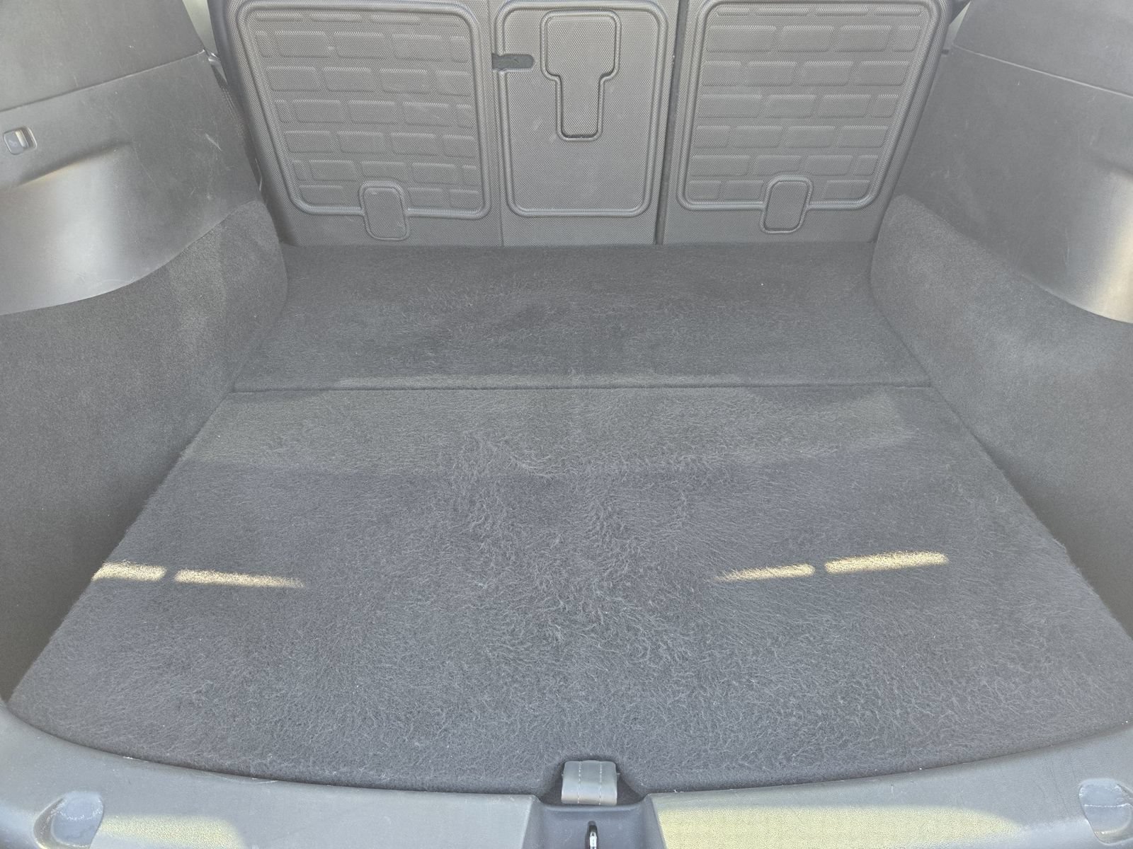 Used 2021 Tesla Model Y Long Range AWD/4WD image 33