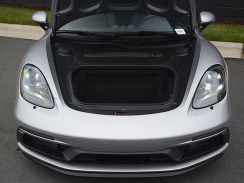 Certified 2025 Porsche 718 Cayman GTS RWD image 30