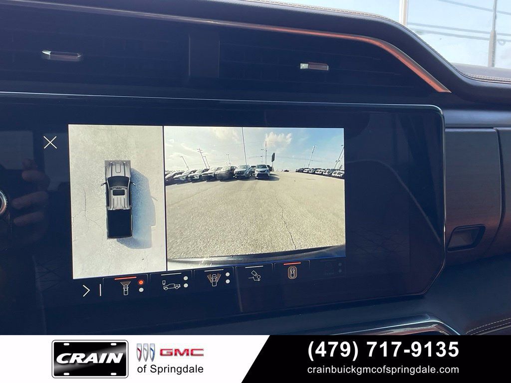 Used 2025 GMC Sierra 2500 Denali Ultimate AWD/4WD image 18