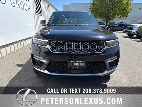 Used 2022 Jeep Grand Cherokee Summit AWD/4WD image 9