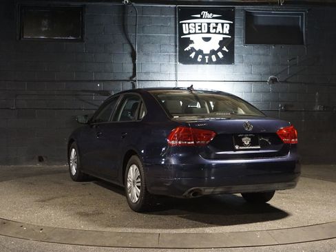 Used 2014 Volkswagen Passat 2.5 S image 3