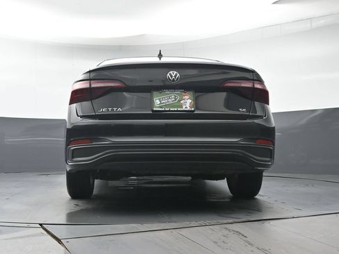 Used 2024 Volkswagen Jetta SE FWD image 30