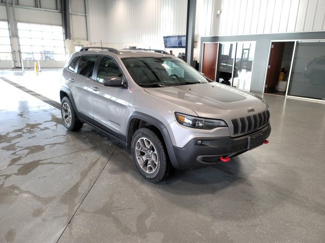 Used 2020 Jeep Cherokee Trailhawk w/ Comfort/Convenience Group AWD/4WD image 1