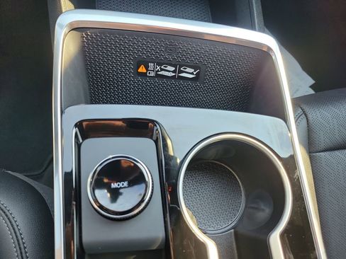 Used 2026 Chevrolet Equinox LT w/ Convenience Package II image 25