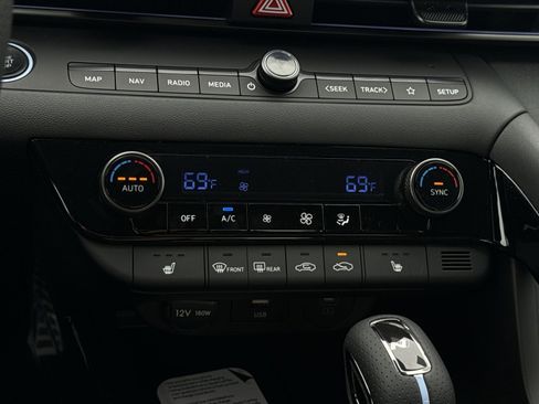 New 2026 Hyundai Elantra N FWD image 21