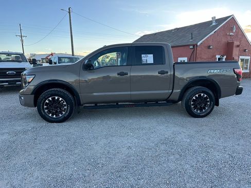 Used 2021 Nissan Titan PRO-4X w/ Off Road Protection Package image 6