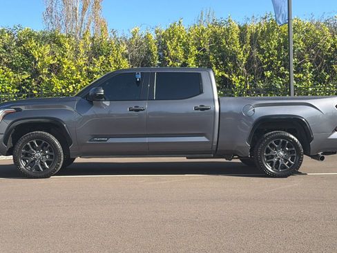 Used 2023 Toyota Tundra Platinum w/ Advanced Package AWD/4WD image 7