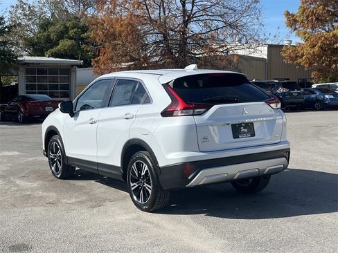 New 2026 Mitsubishi Eclipse Cross SE image 3