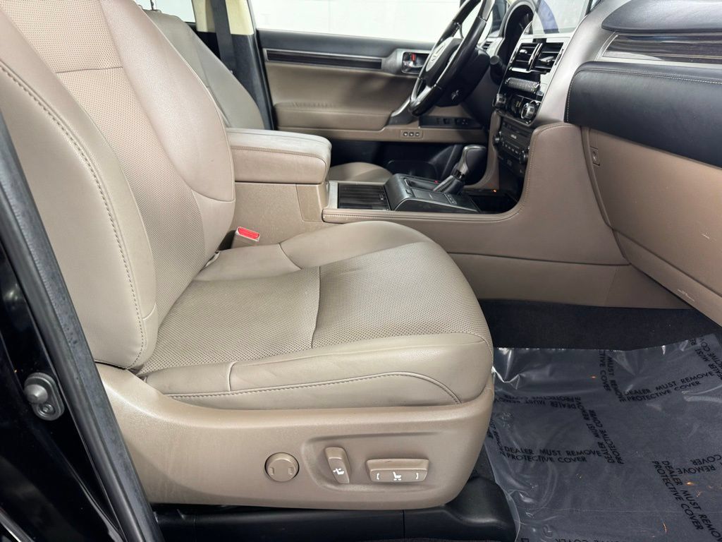 Used 2023 Lexus GX 460 Premium AWD/4WD image 30