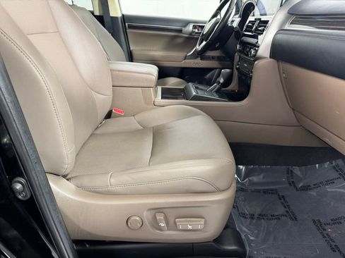 Used 2023 Lexus GX 460 Premium AWD/4WD image 30