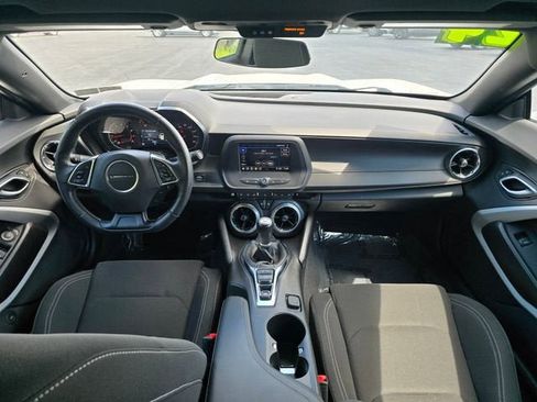Used 2024 Chevrolet Camaro LT RWD image 17