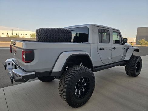 Used 2021 Jeep Gladiator Mojave AWD/4WD image 11