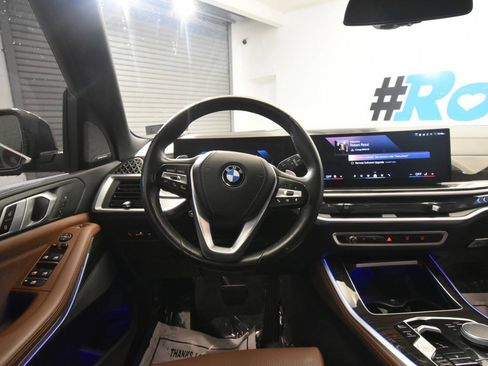 Used 2024 BMW X5 xDrive40i w/ Premium Package AWD/4WD image 23