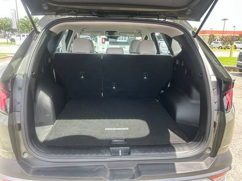 Used 2025 Hyundai Tucson SE FWD image 27