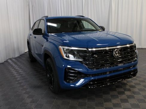 New 2025 Volkswagen Atlas Cross Sport SEL R-Line image 30