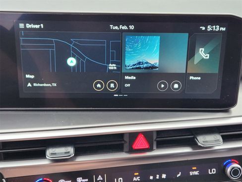 Used 2025 Kia Sorento S w/ Panoramic Sunroof Package image 24