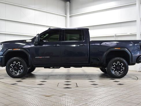 Used 2024 GMC Sierra 2500 AT4X AWD/4WD image 4