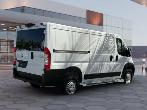 Used 2025 RAM ProMaster 2500 w/ U-Haul Equipment Group FWD image 6
