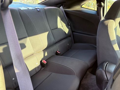 Used 2011 Chevrolet Camaro LT image 32