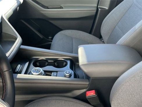 Used 2025 Ford Explorer Active image 21