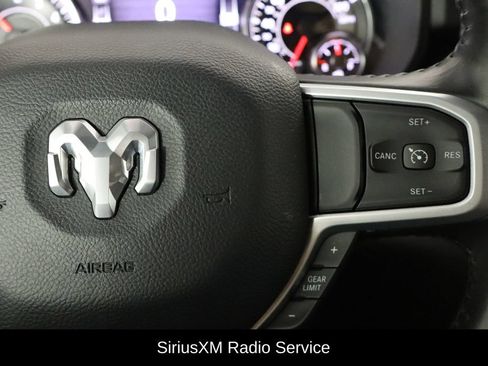 Used 2022 RAM 1500 Big Horn AWD/4WD image 10