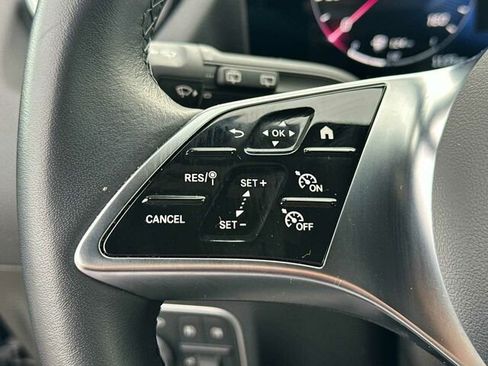 Used 2025 Mercedes-Benz GLA 250 image 29