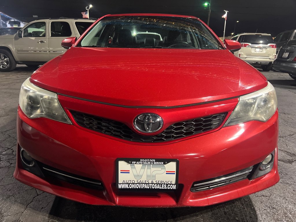 Used 2012 Toyota Camry SE FWD image 2