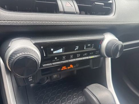 Used 2023 Toyota RAV4 LE image 11